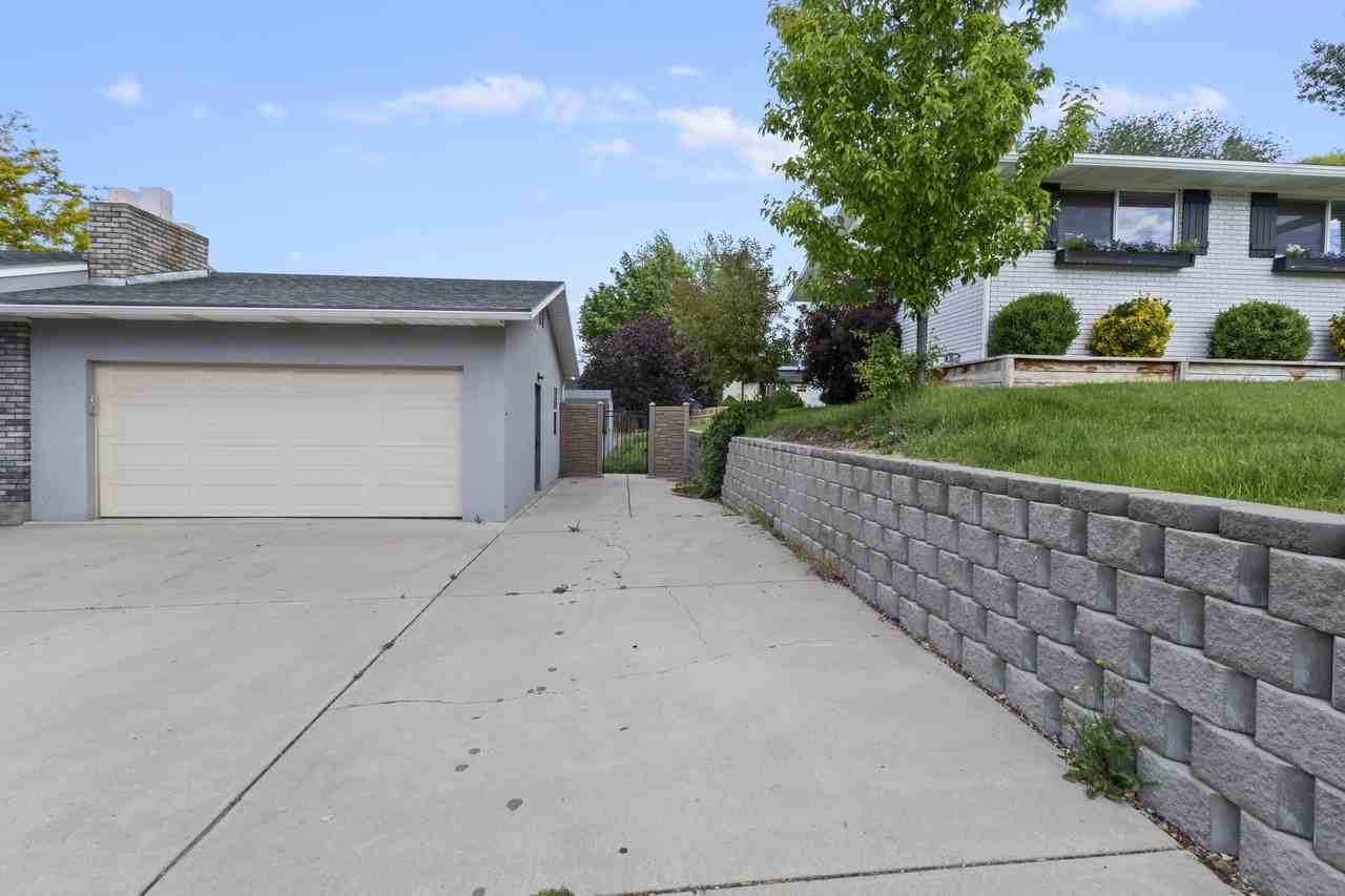 1122 West 1300 North - Photo 2 of 22