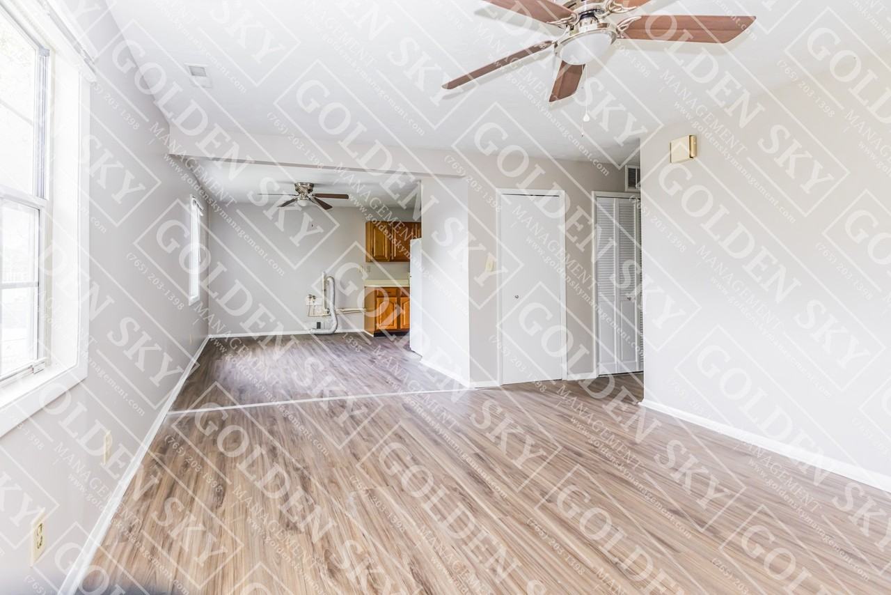 1430 West 14th Street - Unit 2 - Photo 3 of 11