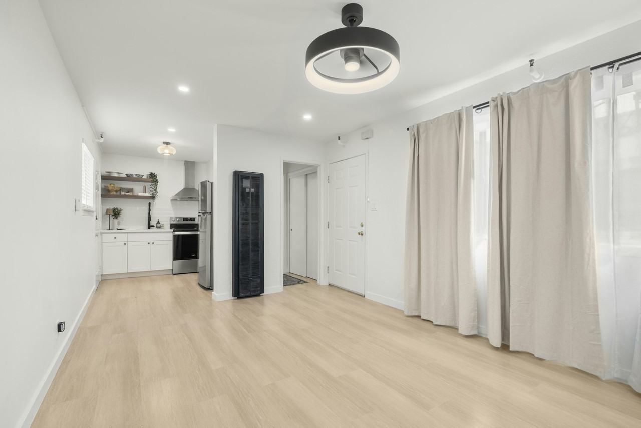 231 Price Street, Unit 4 - Photo 3 of 16