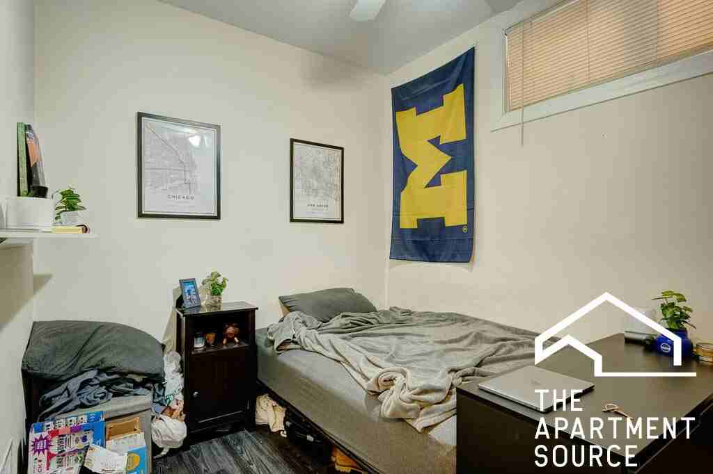 3739 N Sheffield, Unit 1 - Photo 7 of 19
