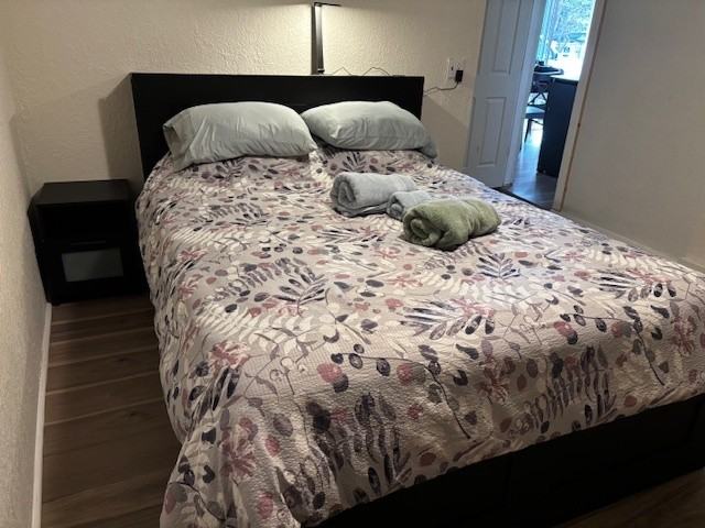 522 Northwest Inlet Avenue - Photo 4 of 12