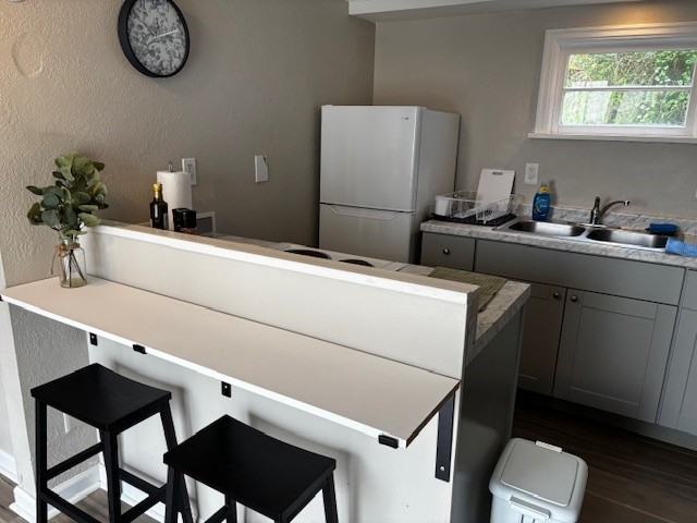 522 Northwest Inlet Avenue - Photo 6 of 12