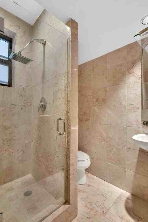 198 W 10th St - Photo 5 of 10