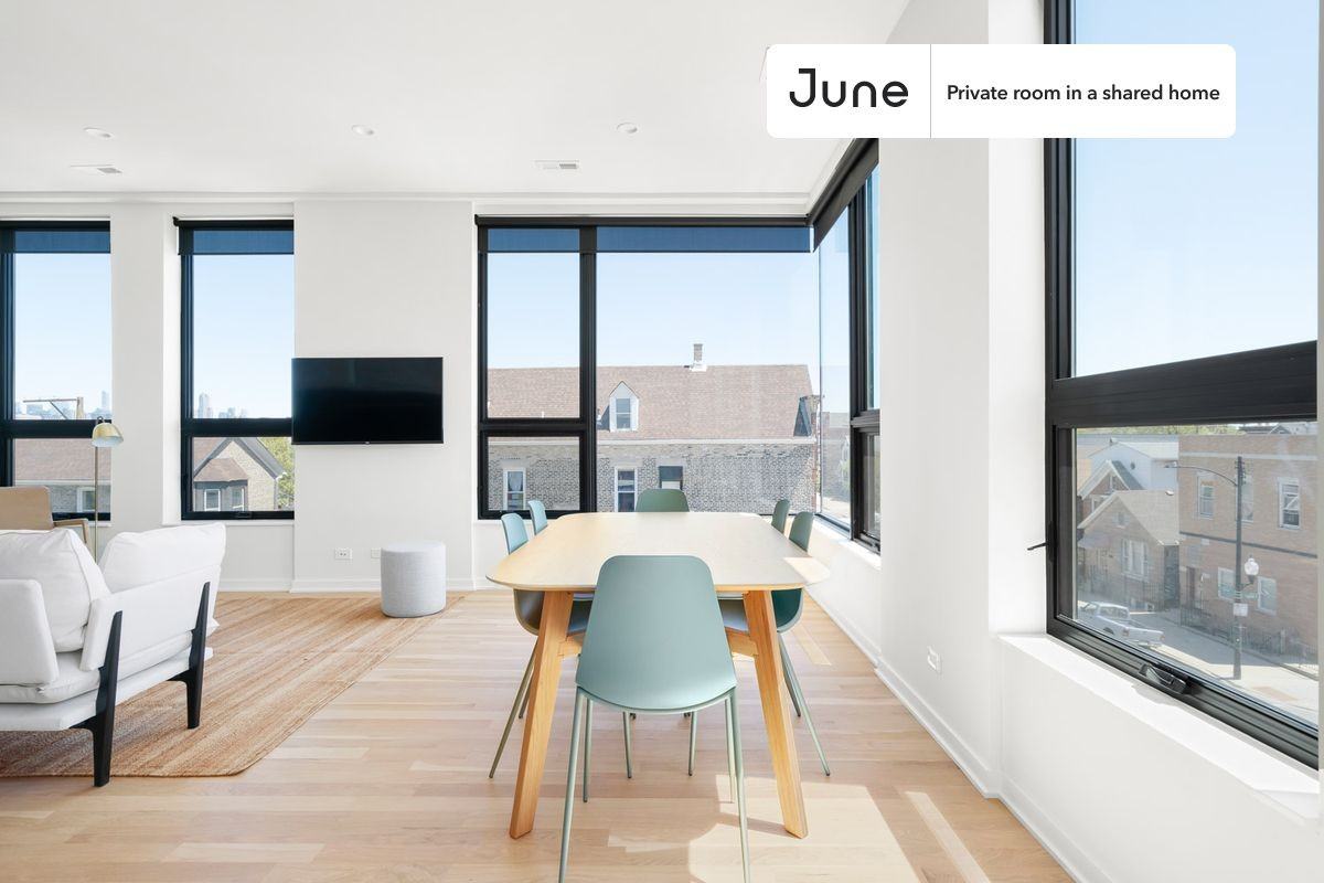 2122 S Hoyne Ave #C - Photo 7 of 14