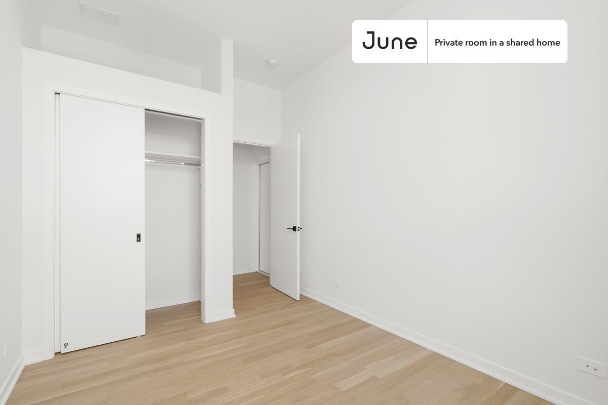 2122 S Hoyne Ave #C - Photo 5 of 14