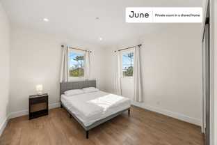 5637 Riverton Ave #C - Photo 1 of 1