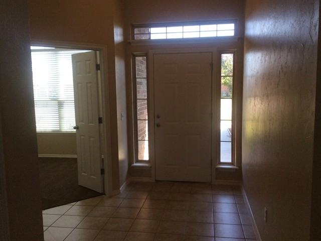 2413 Beaver Bend Ln - Photo 2 of 18
