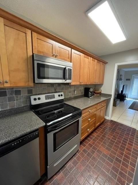 440 Park Ave #Q - Photo 7 of 18