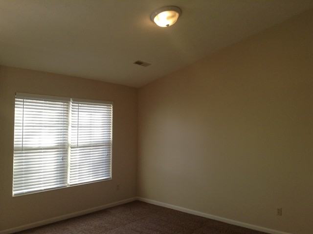 51 Clearview Ln - Photo 2 of 12