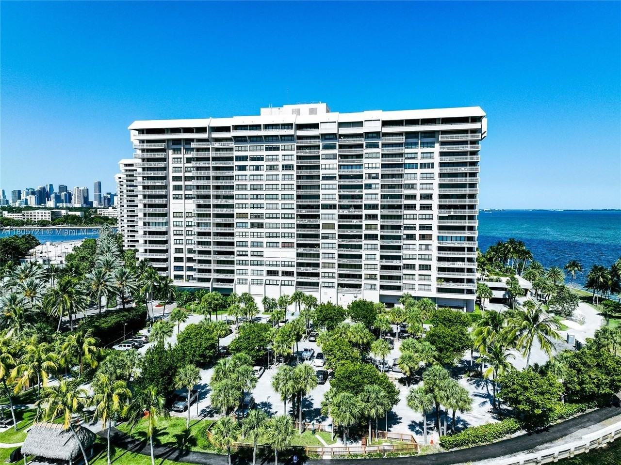 1 Grove Isle Dr #A310