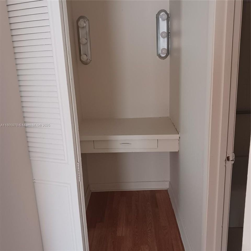 5906 Northwest 21st Street #46E - Photo 7 of 9