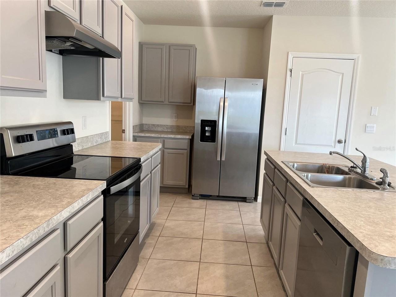 3009 Tansy St - Photo 6 of 28