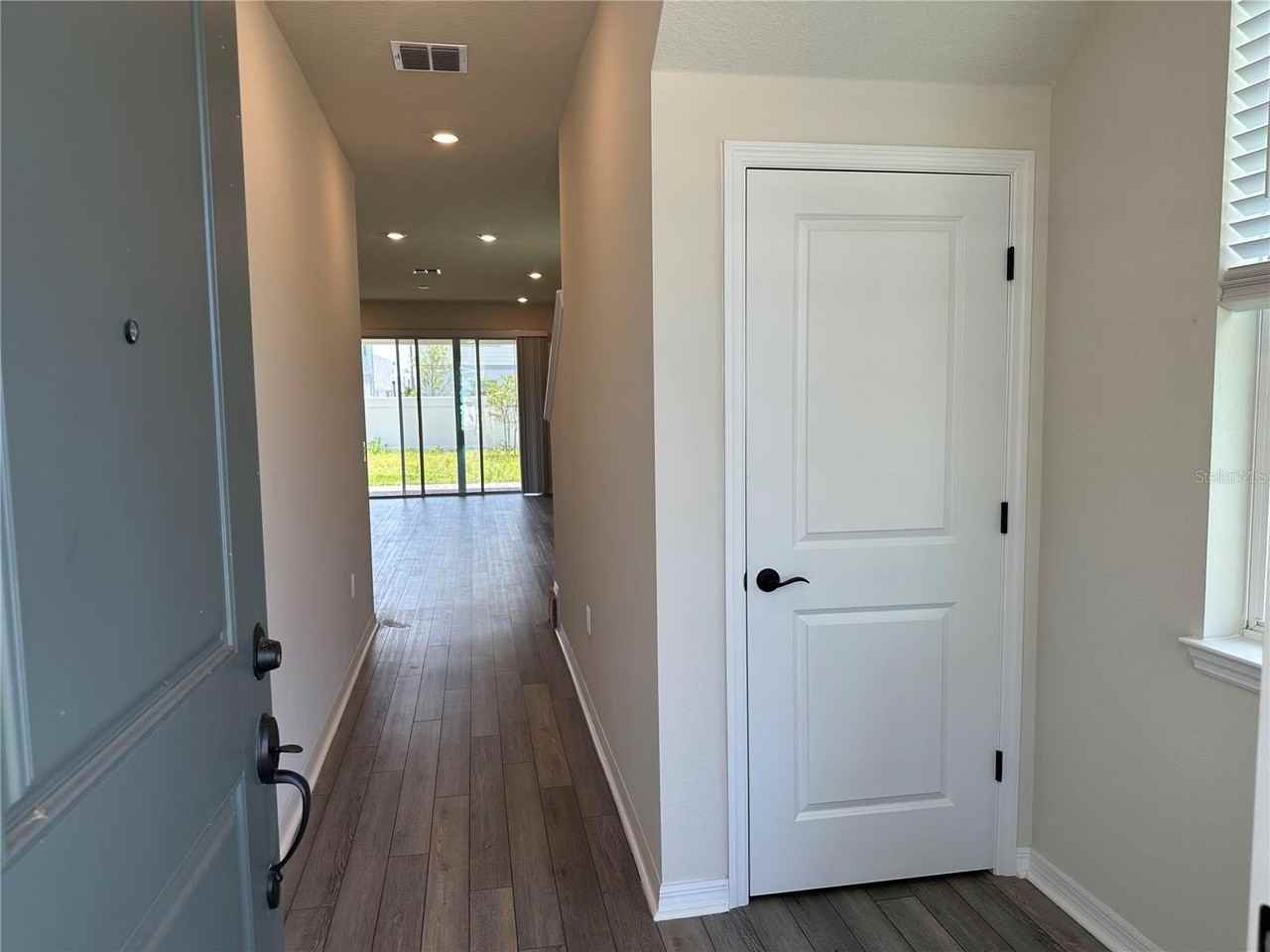 10355 Parkview Reserve Lane - Photo 5 of 50