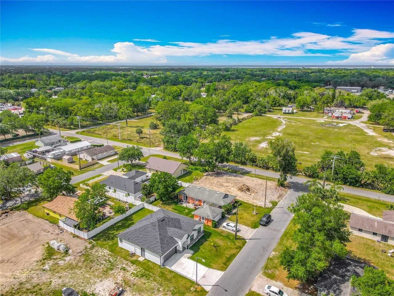 2668 Princeton Ave - Photo 6 of 50