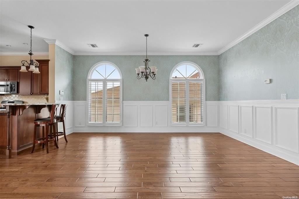 434 E Broadway #A - Photo 5 of 20