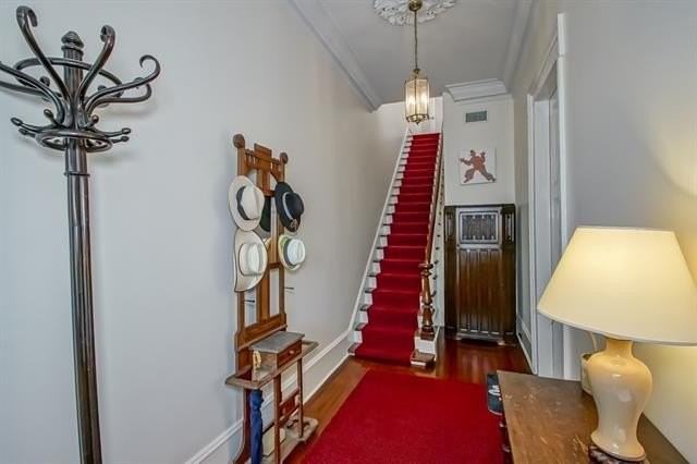 533 Esplanade Ave - Photo 4 of 30