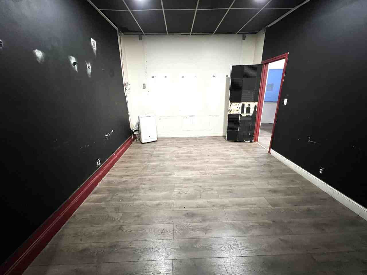 86 Spring St - Photo 7 of 8