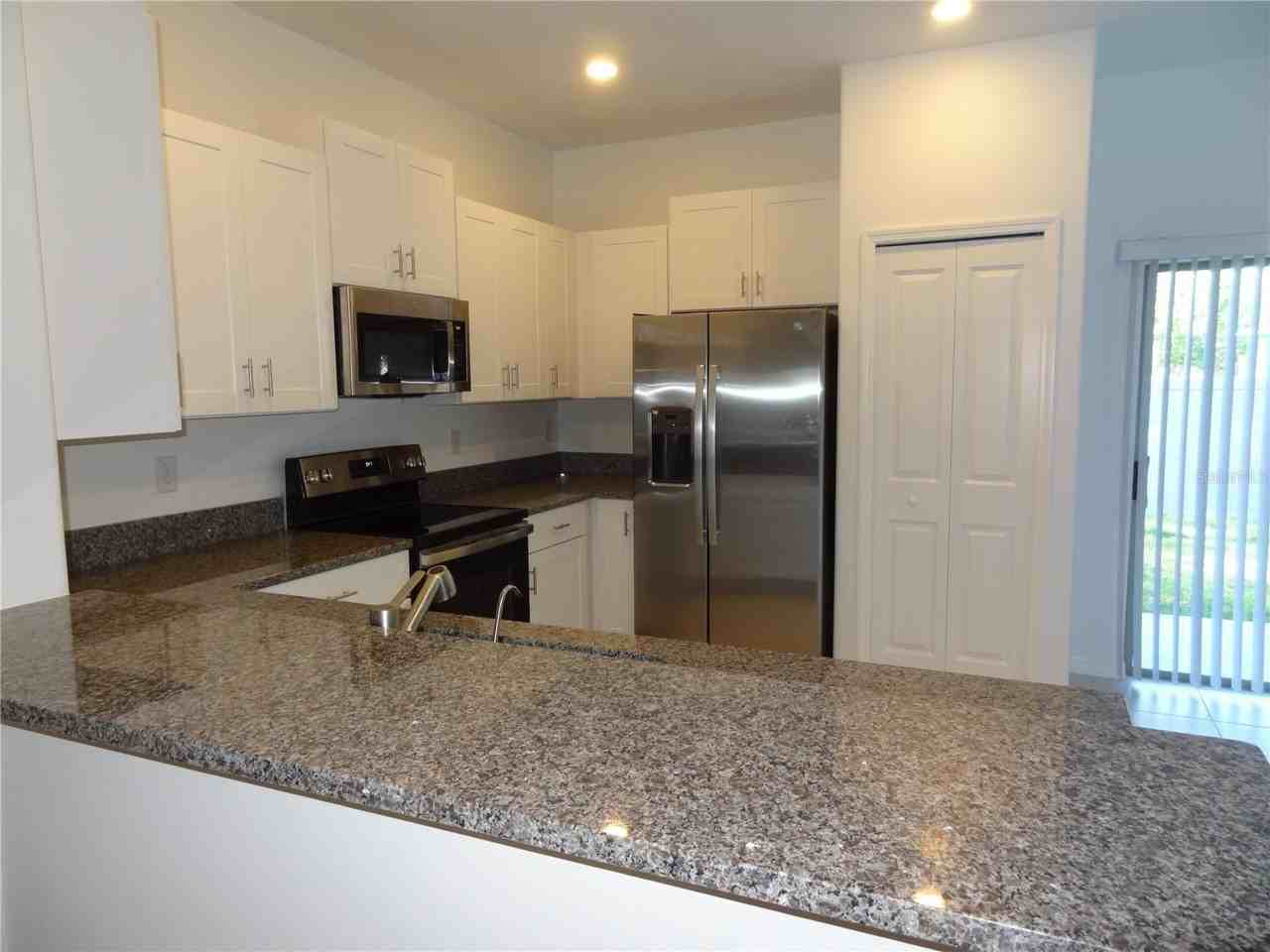 5220 Forum Blvd - Photo 6 of 25