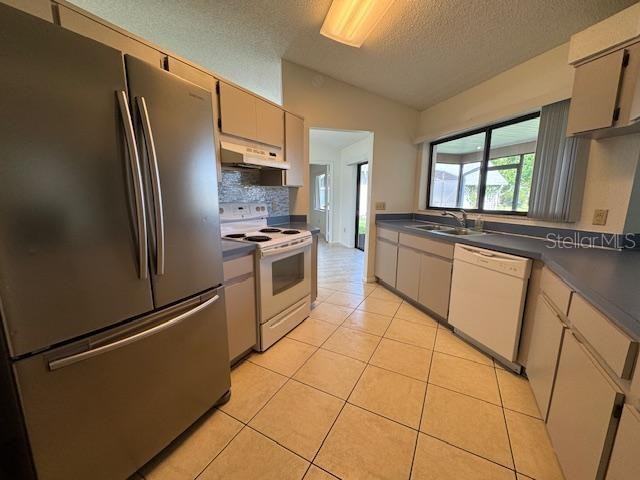 5137 Deer Creek Dr - Photo 7 of 24