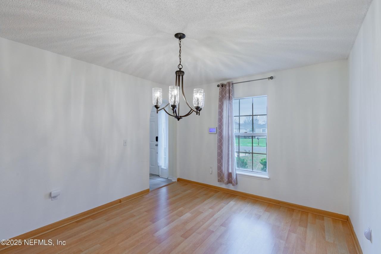 7379 Edenfield Park Road - Photo 6 of 45