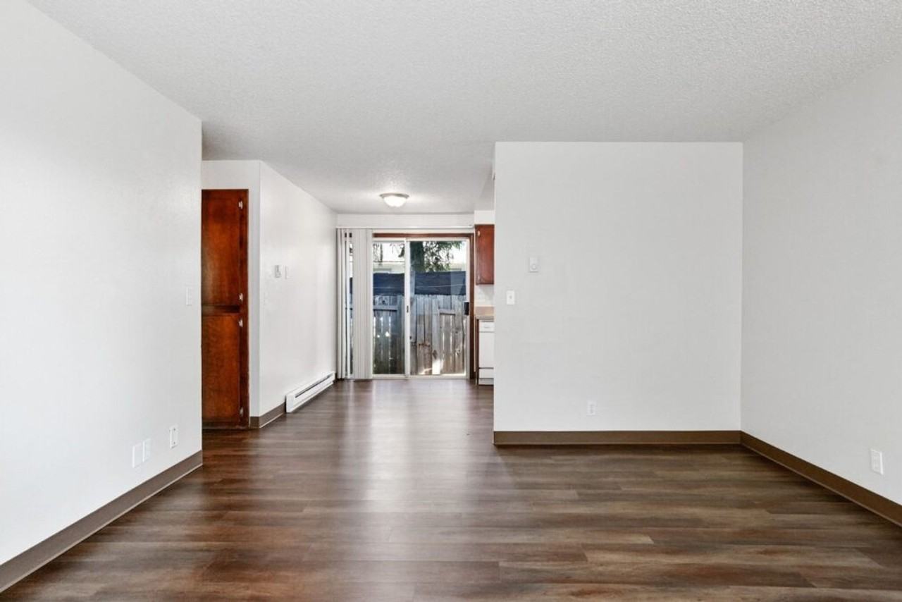 080-Salem Heights - Photo 7 of 20