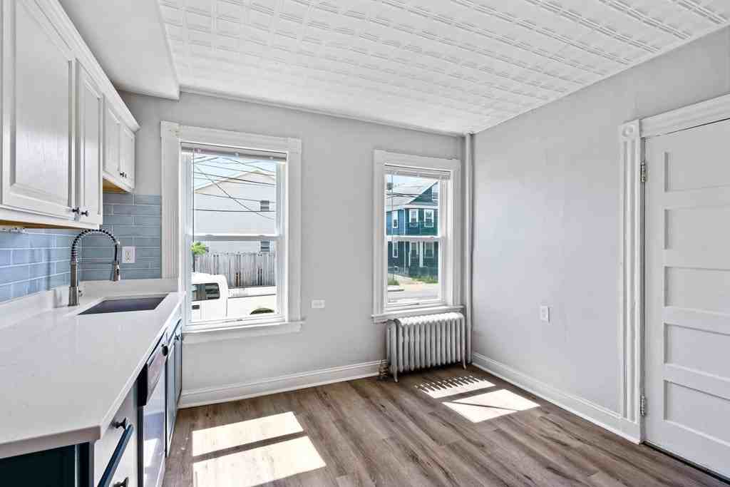 853 Cummins Hwy #1 - Photo 2 of 10