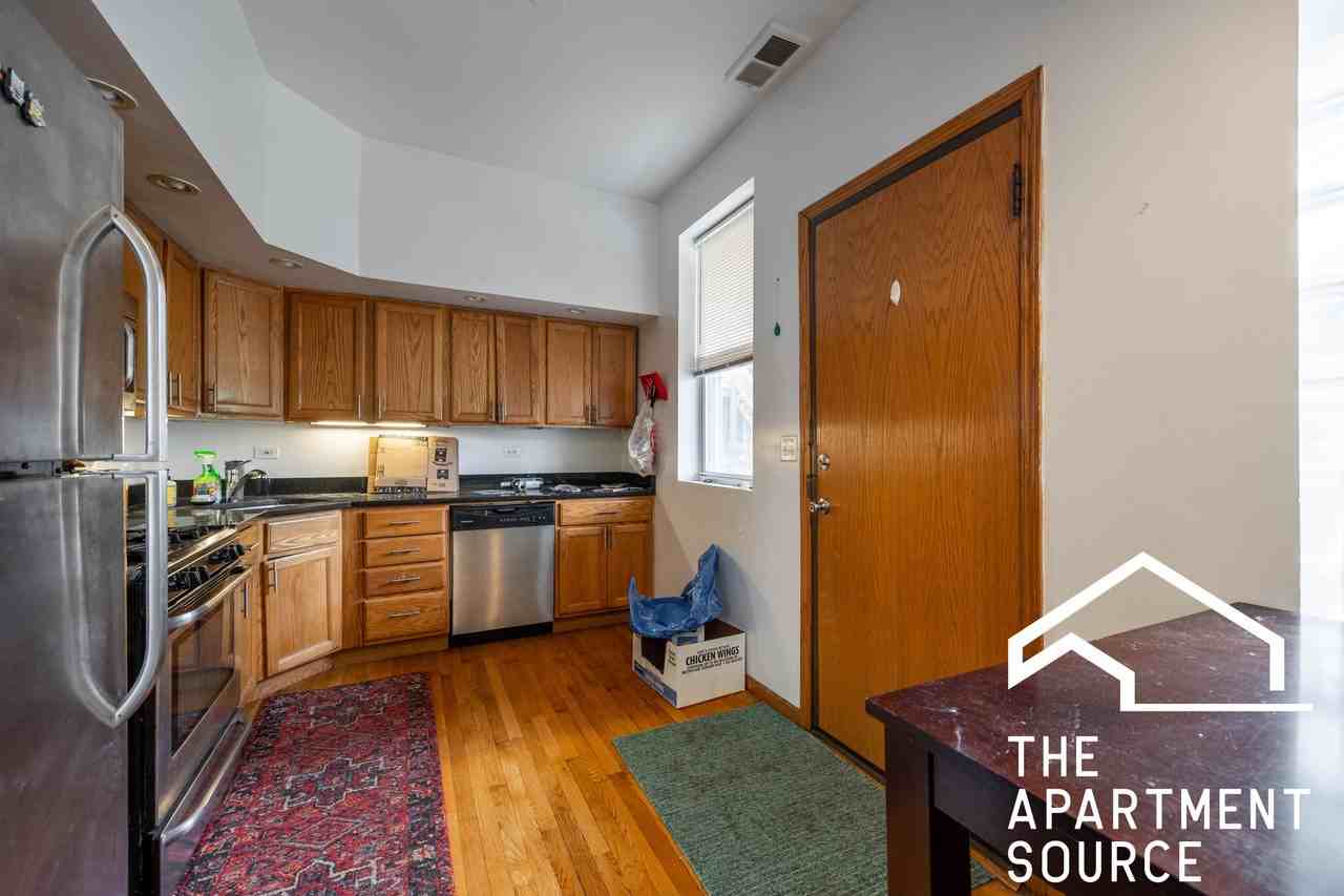 3409 W Parker Ave #2 - Photo 4 of 12