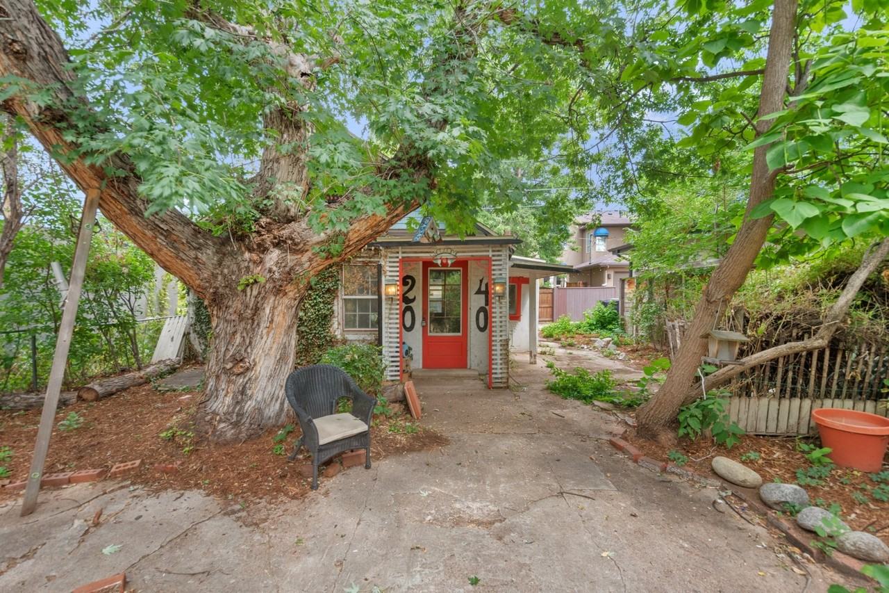 2040 S Pearl St - Photo 2 of 21