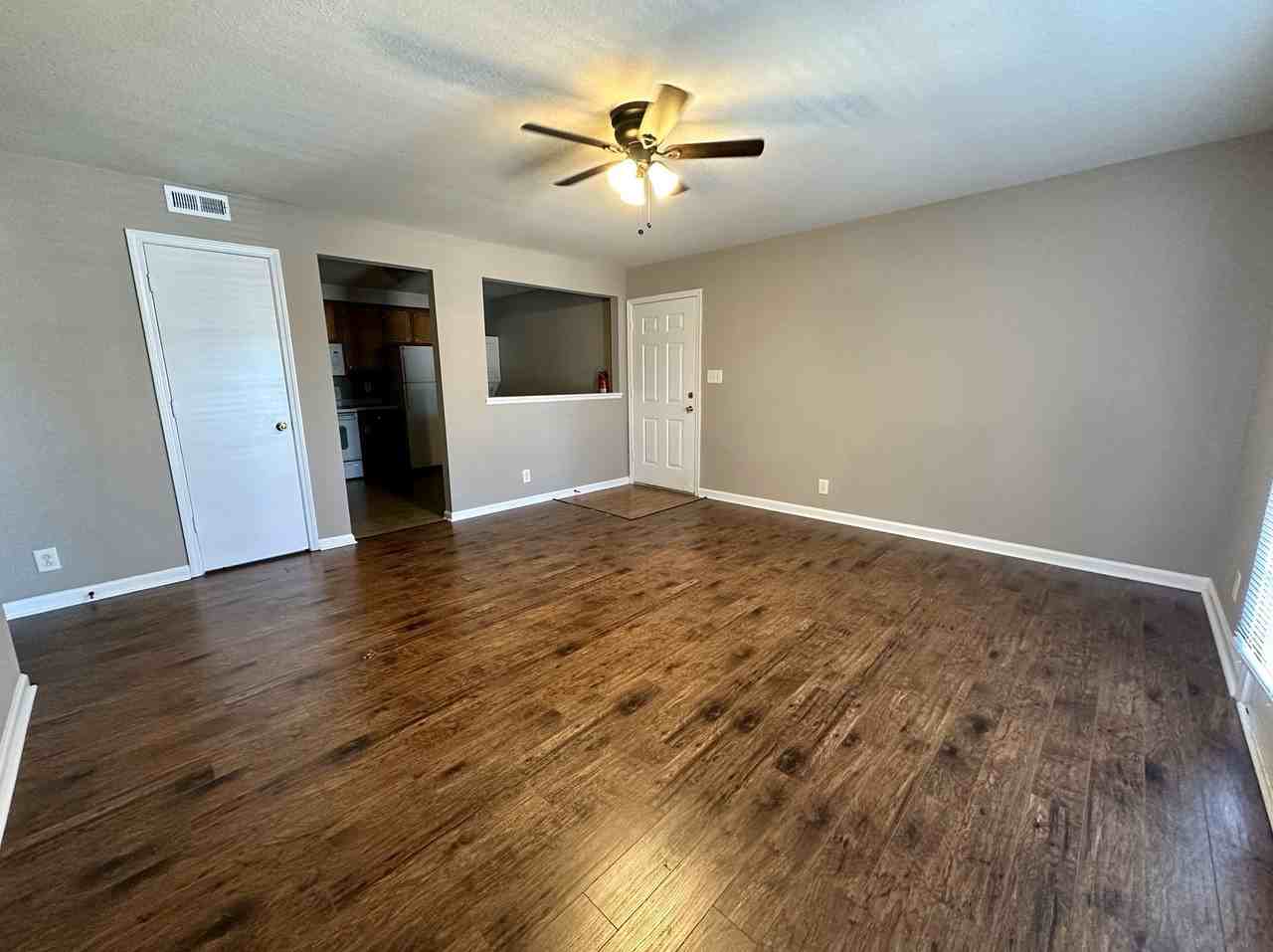 Two Bedroom Pet Friendly Apartment For Rent Near Post! - Photo 3 of 17