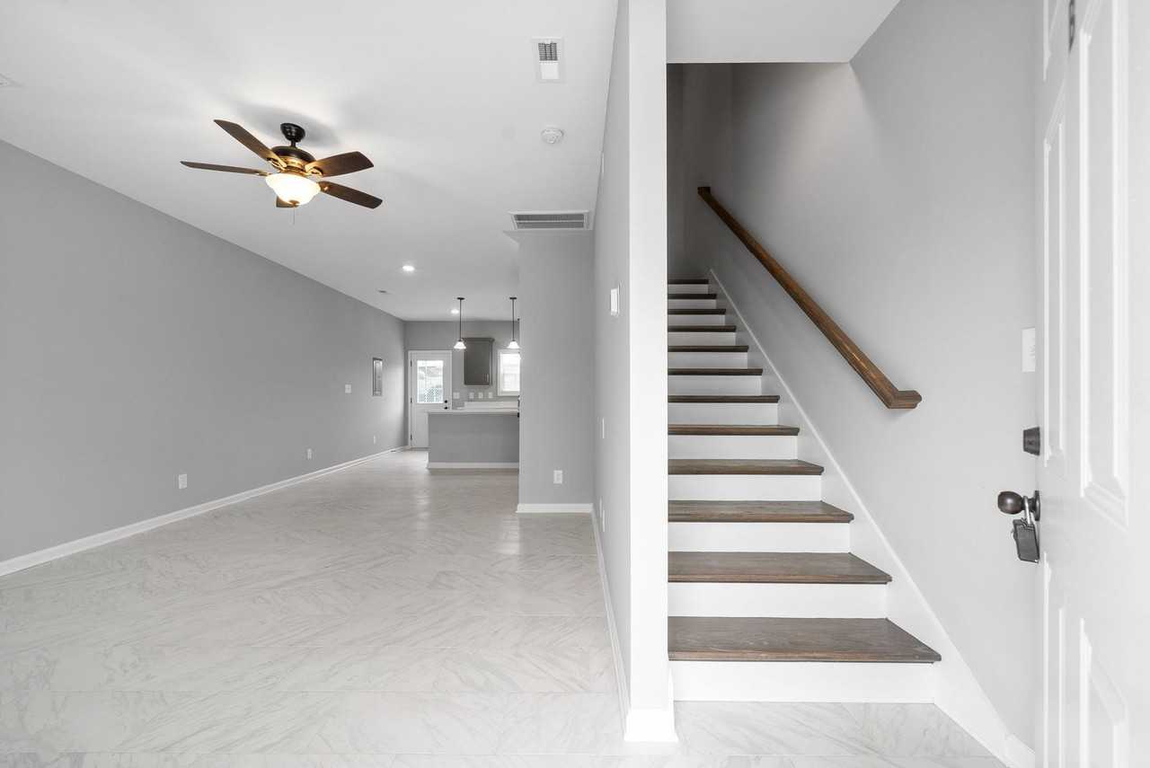2 Bedroom Pet Friendly Townhomes Near Downtown For Rent! - Photo 5 of 25