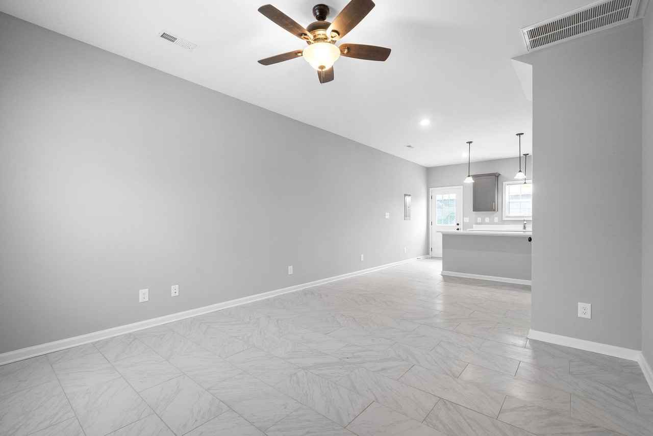 2 Bedroom Pet Friendly Townhomes Near Downtown For Rent! - Photo 6 of 25