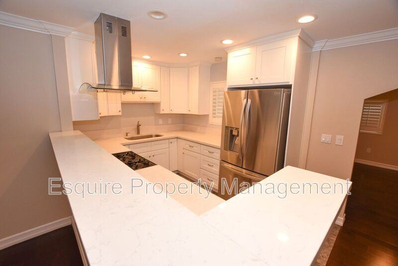 341 Julian St - Photo 5 of 12