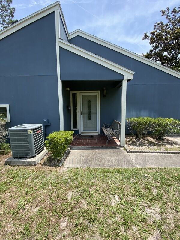 6213 Lake Tahoe Dr - Photo 2 of 27