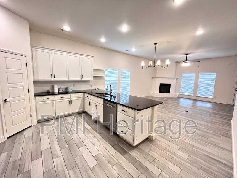 6002 Nw Meade St - Photo 3 of 23