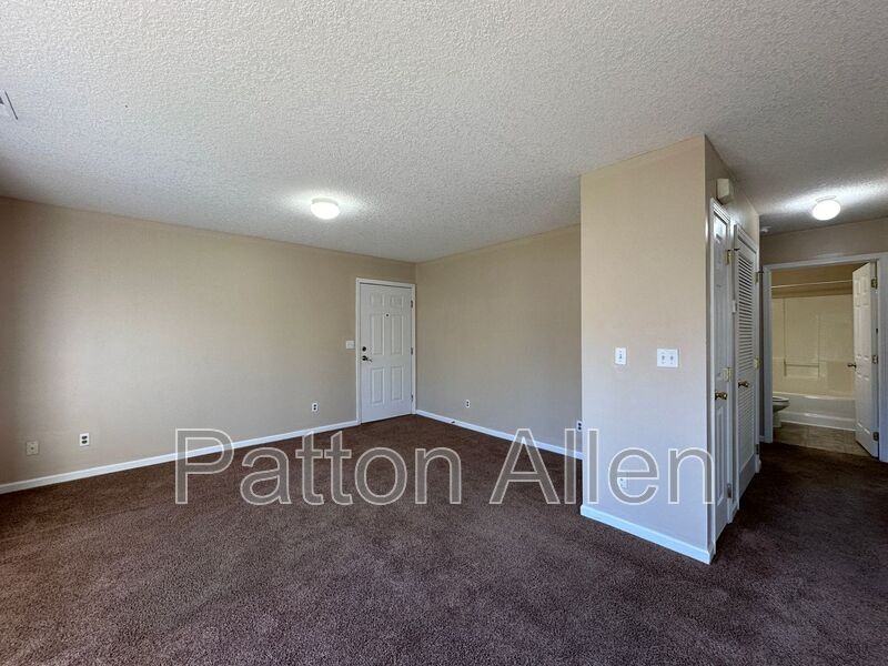 25 Maybelle Ln - Photo 4 of 17