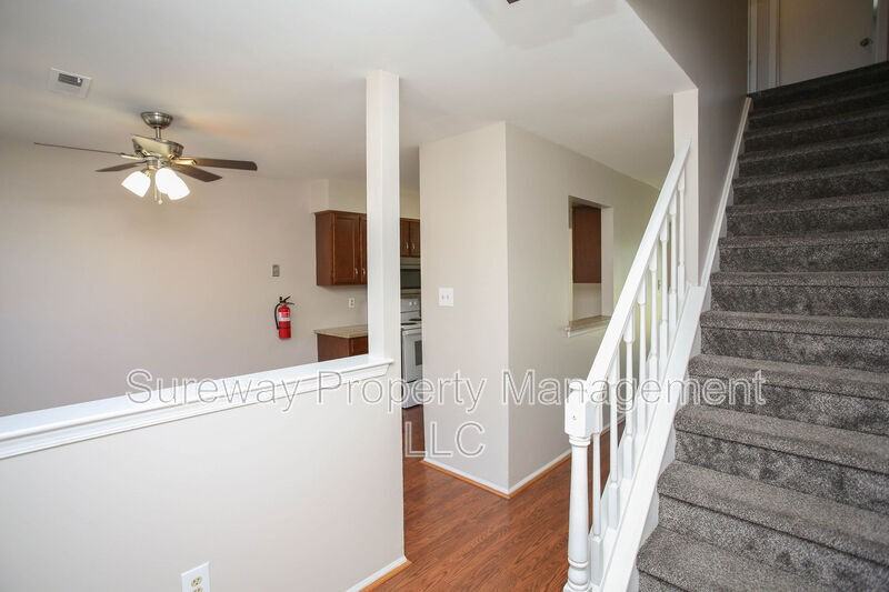 127 Crown Prince Dr - Photo 2 of 50
