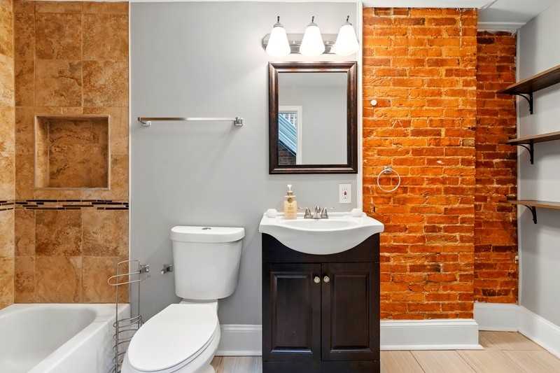2323 N Calvert St - Photo 7 of 21