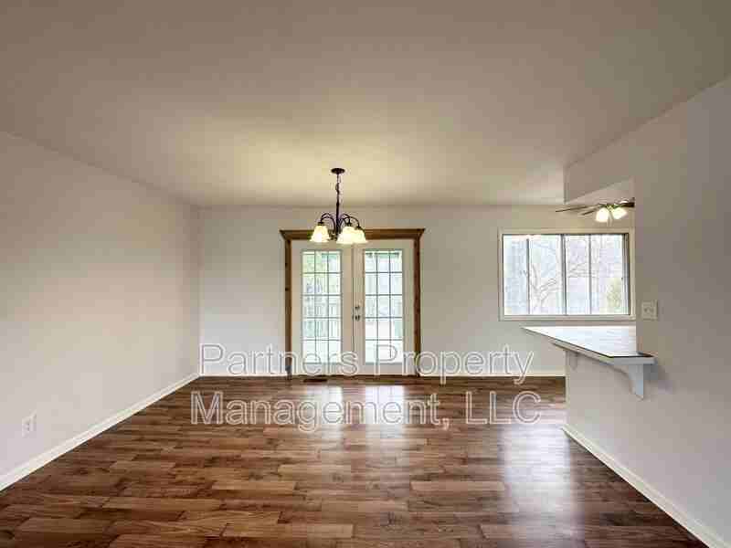 14171 Wolf Dr - Photo 4 of 24