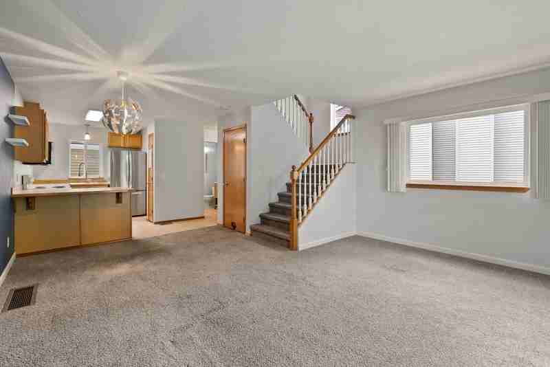 23011 E Colt Ln - Photo 3 of 24