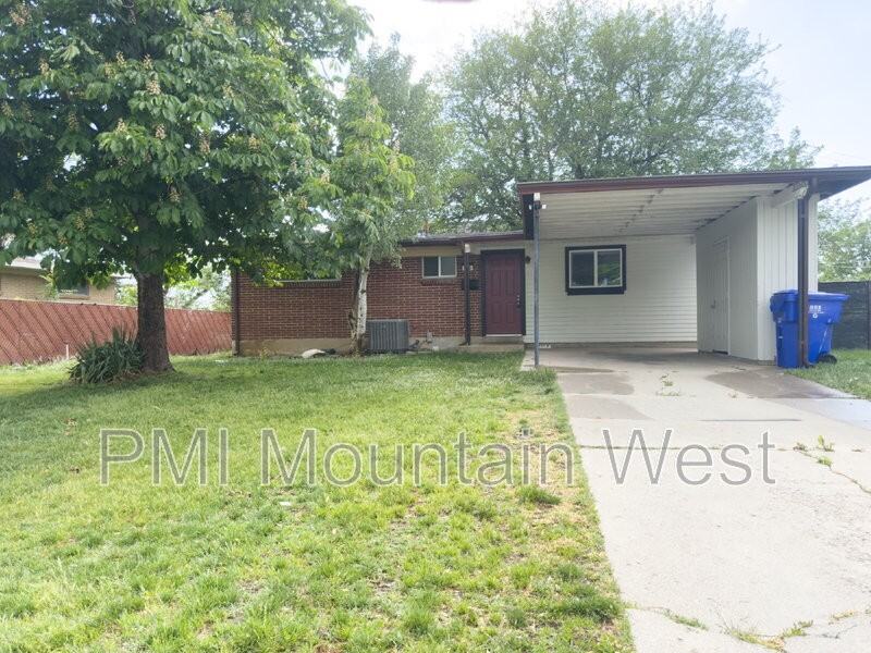 400 Sw - Photo 3 of 25