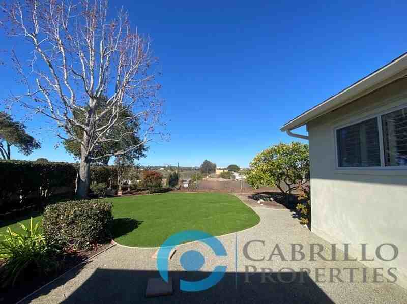 3076 Governor Drive - Photo 6 of 26