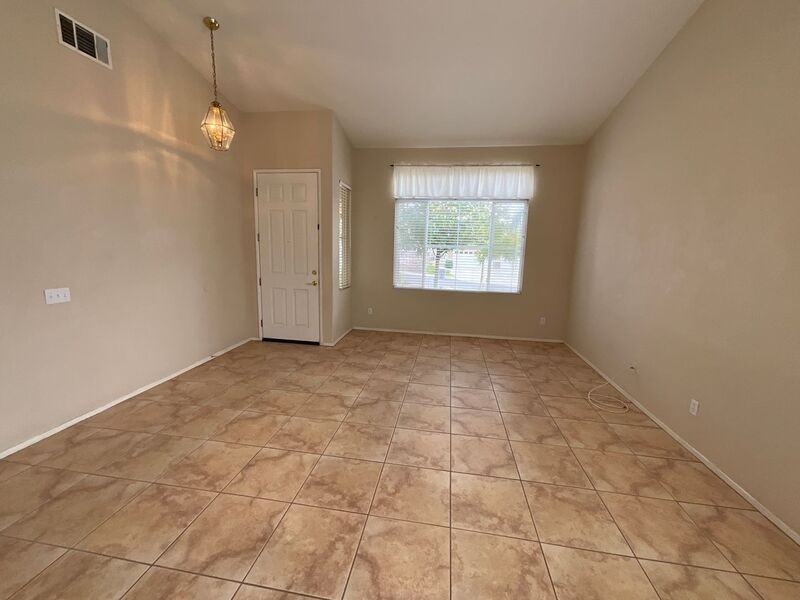 39769 Candy Apple Way - Photo 3 of 32