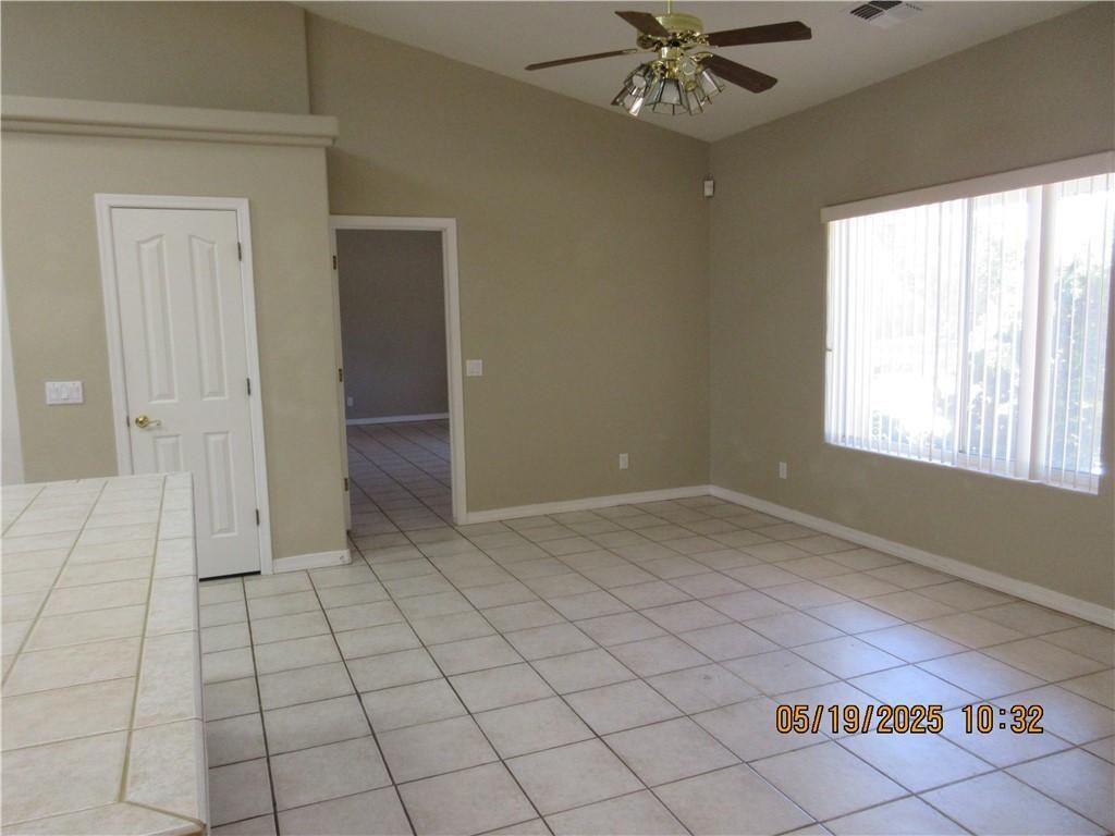 2627 Broken Arrow St - Photo 3 of 18