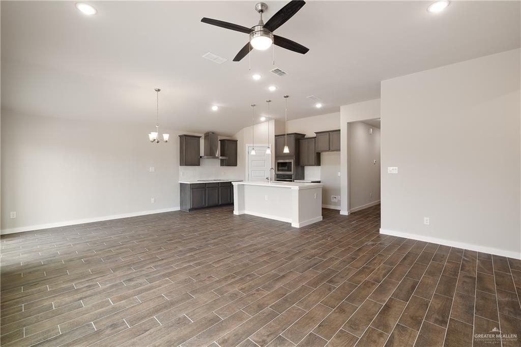 5004 Oleander Ave - Photo 2 of 13