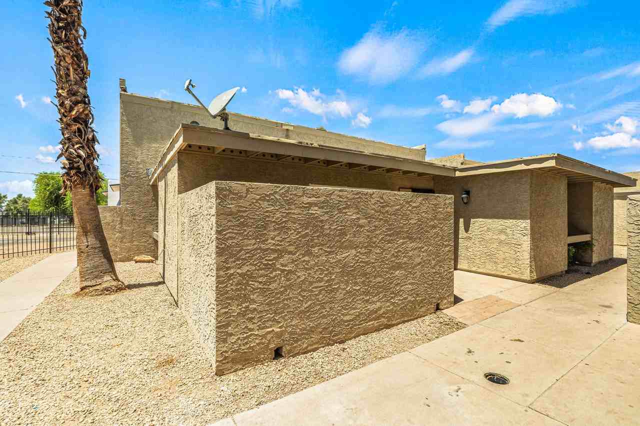 2698 N 43rd Ave #34A - Photo 3 of 25