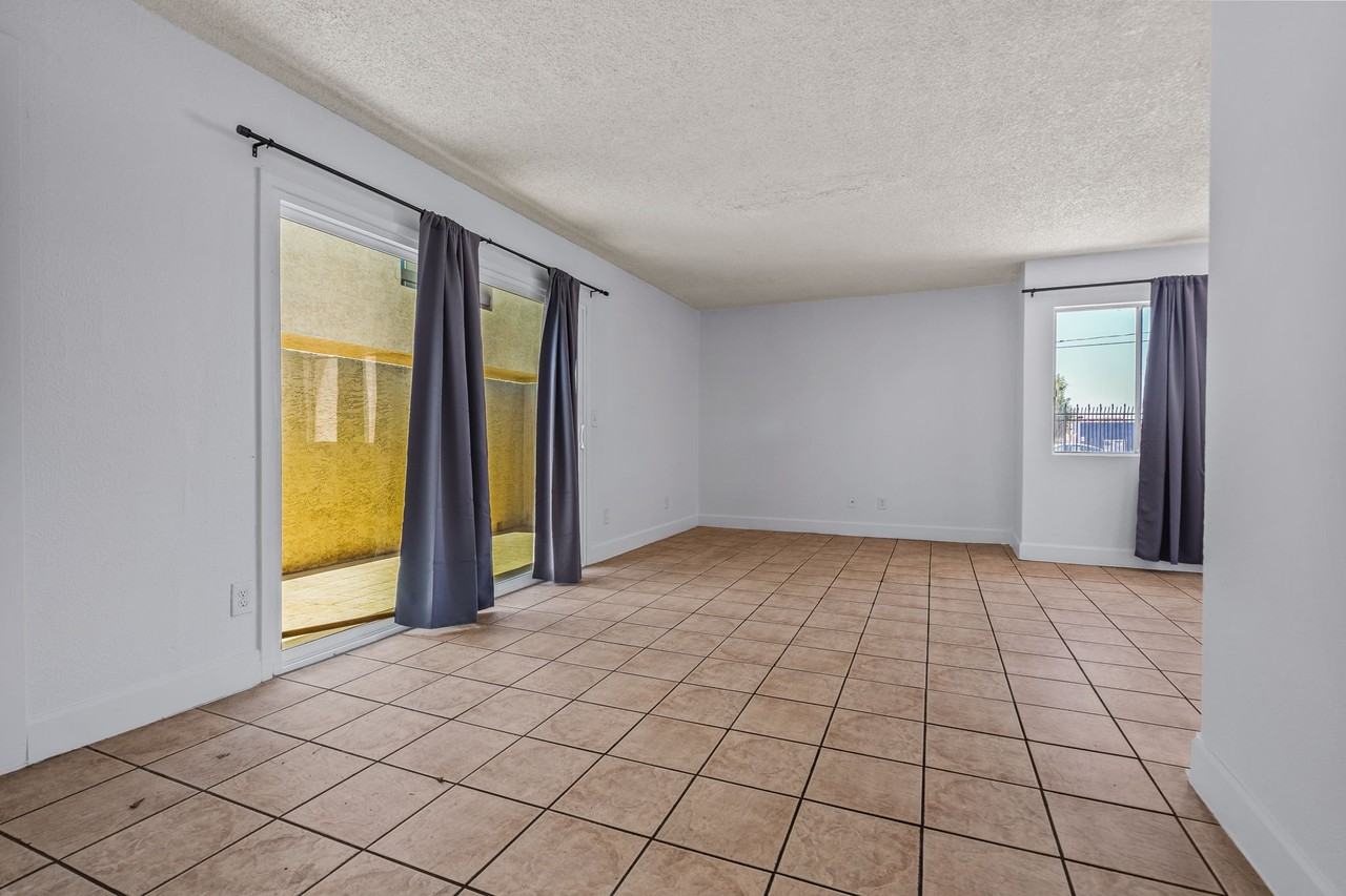 2698 N 43rd Ave #34A - Photo 5 of 25