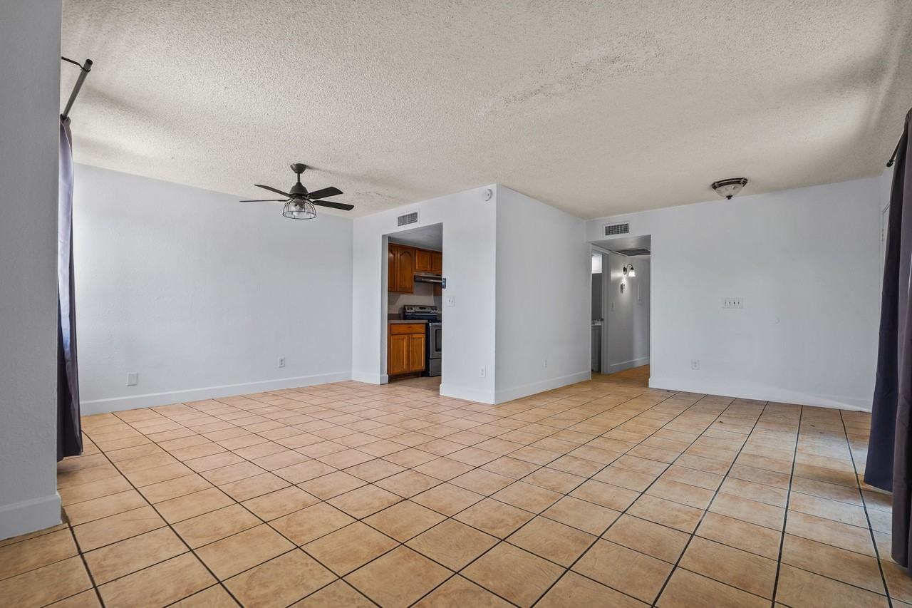 2698 N 43rd Ave #34A - Photo 7 of 25