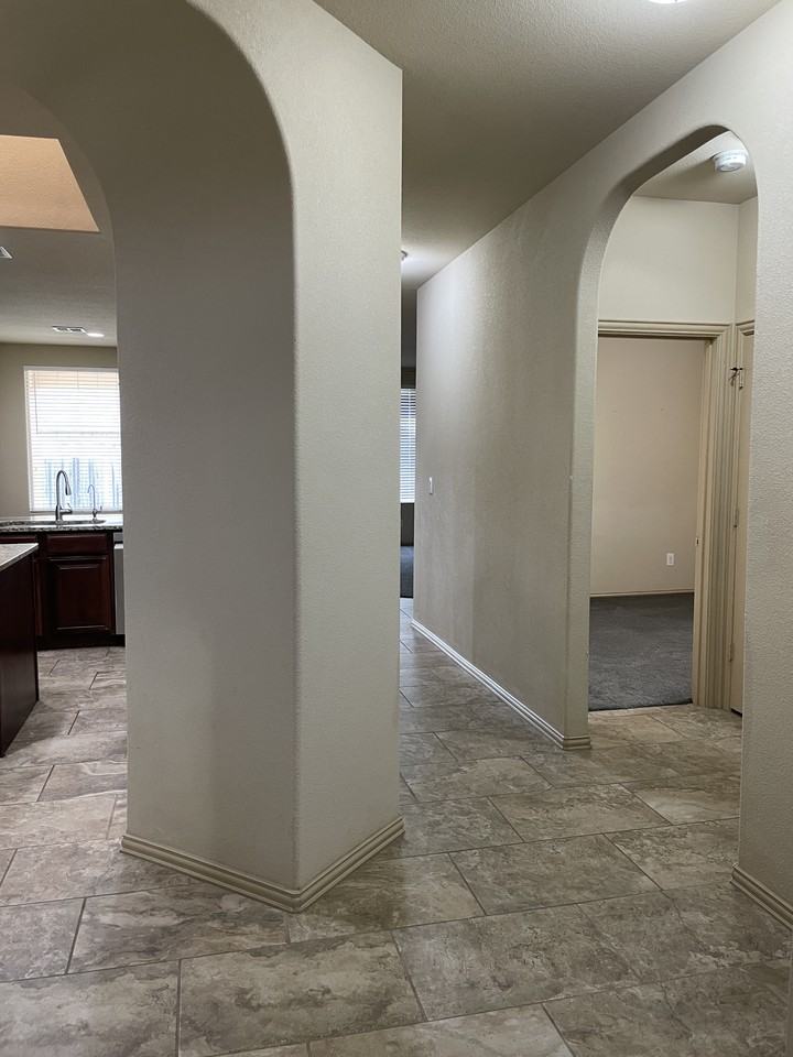 6408 Vanguard Rd #NA - Photo 5 of 20