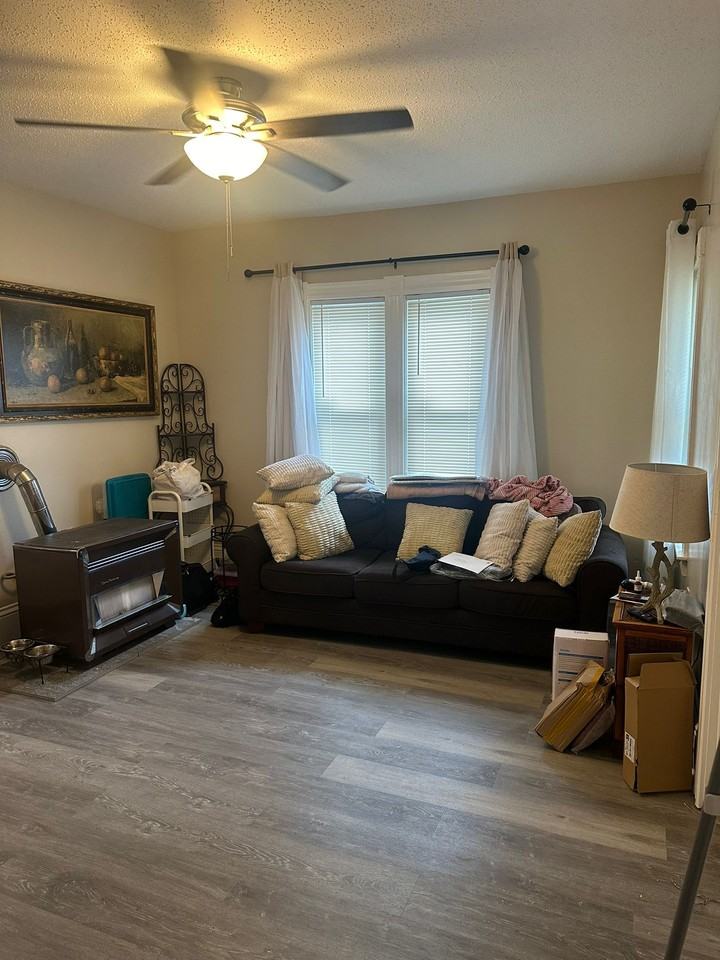 24 Pattison St #2 - Photo 3 of 5