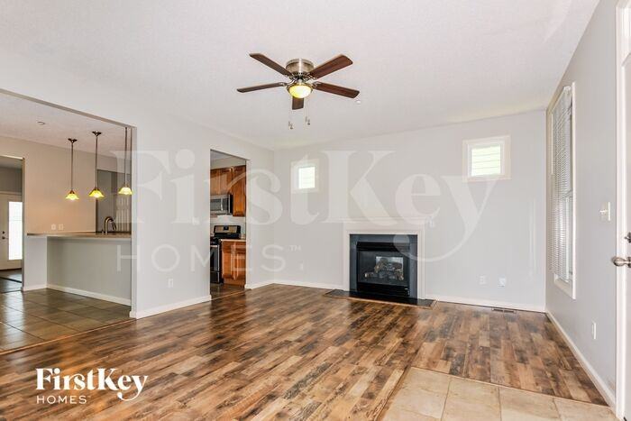 3427 Banner Pl - Photo 2 of 6